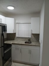2910 NW 6th Ct in Pompano Beach, FL - Building Photo - Building Photo
