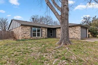 7573 Big Leaf Ln in Fort Worth, TX - Building Photo - Building Photo