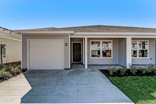 45356 Red Brick Dr in Callahan, FL - Building Photo