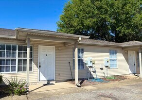 6903 Sea Turtle Cir in Navarre, FL - Building Photo