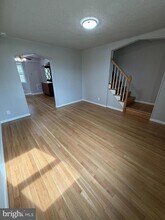 229 Endsleigh Ave in Middle River, MD - Foto de edificio - Building Photo