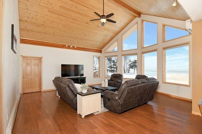 44855 Tide Pl in Kenai, AK - Building Photo - Building Photo