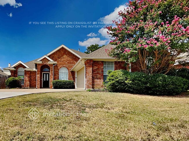 1931 Perry Dr