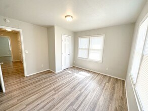 1108 SW 26th St in Oklahoma City, OK - Building Photo - Building Photo
