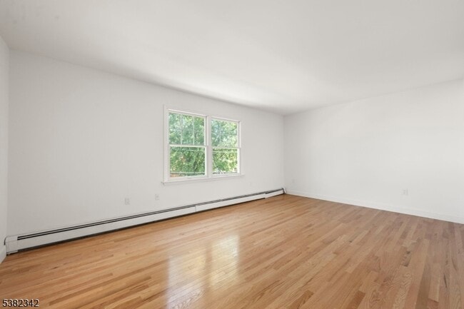 59 Burnet Ave in Maplewood, NJ - Building Photo - Building Photo