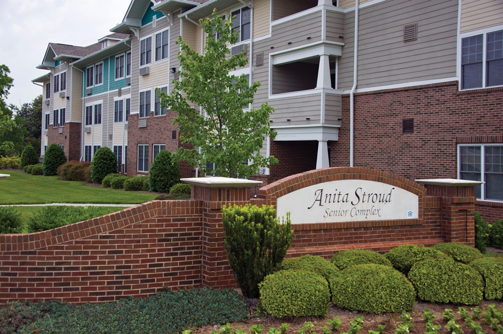 Anita Stroud Senior Complex in Charlotte, NC - Foto de edificio