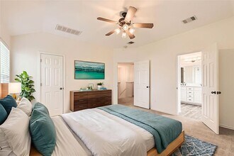 65 White Magnolia Cir in Lakeway, TX - Building Photo - Building Photo