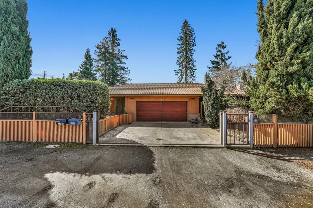 248 Encina Ave in Redwood City, CA - Building Photo