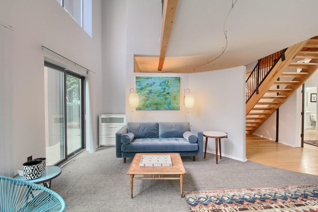 3295 Blake St, Unit 104 in Denver, CO - Building Photo