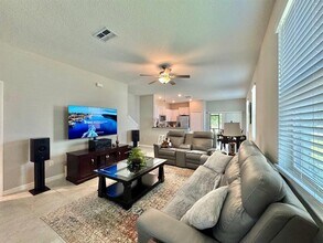 3587 Bellmeade Ct in Wesley Chapel, FL - Building Photo - Building Photo