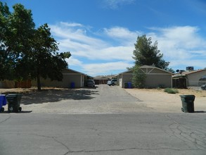 20425 Rimrock Rd in Apple Valley, CA - Building Photo - Building Photo