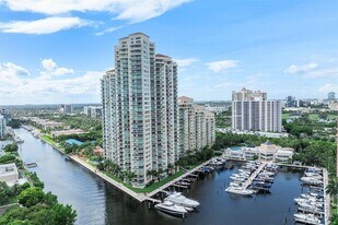 3340 NE 190th St in Aventura, FL - Building Photo