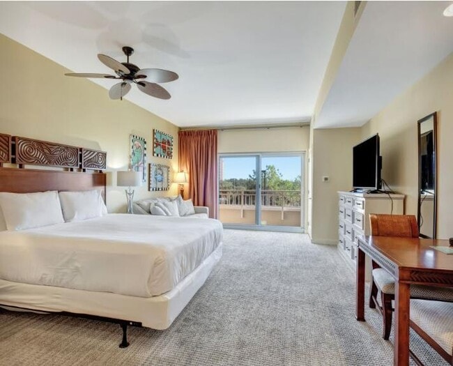 property at 5002 S Sandestin Blvd