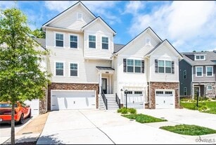 12325 Petrel Xing in Midlothian, VA - Building Photo