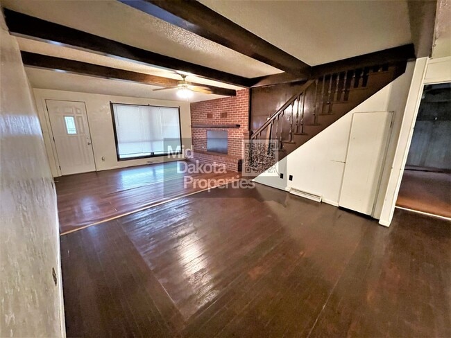 316 W 2nd Ave in Mitchell, SD - Building Photo - Building Photo