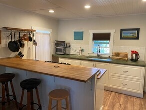 117 N Alvarado St in Ojai, CA - Building Photo - Building Photo