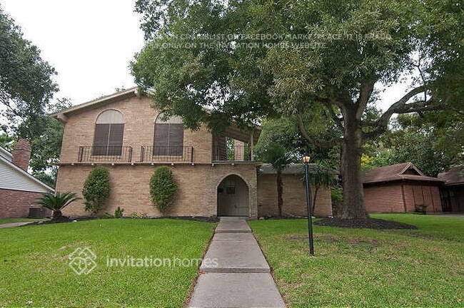 property at 18331 Cape Bahamas Ln