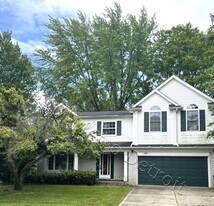 186 Randall Dr in Troy, MI - Building Photo