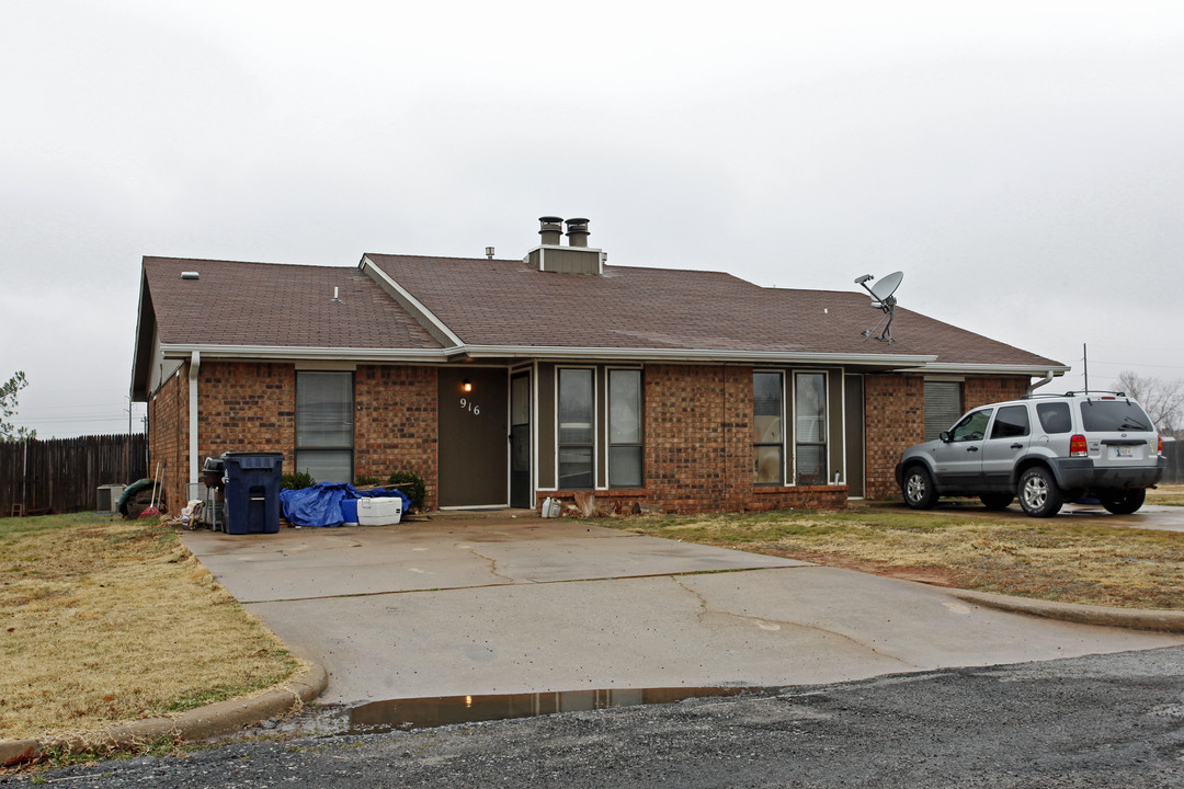 Aspen Duplexes in Noble, OK - Building Photo