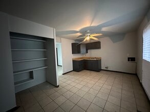 802 Knollcrest Dr in Danville, IL - Building Photo - Building Photo