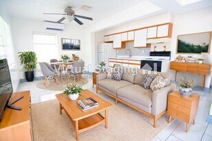 1843 Cleveland St in Hollywood, FL - Building Photo