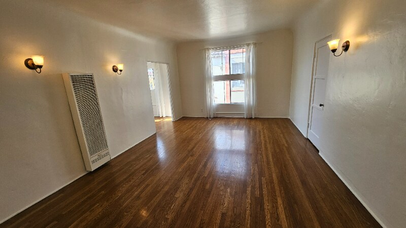 1421 Echo Park Ave in Los Angeles, CA - Foto de edificio