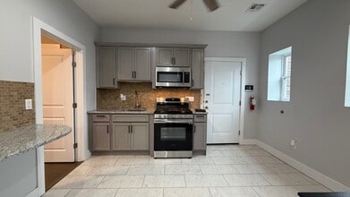 273 16th Ave, Unit 3 in Newark, NJ - Building Photo - Building Photo