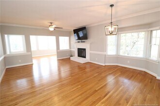 7915 Footman Way in Raleigh, NC - Foto de edificio - Building Photo