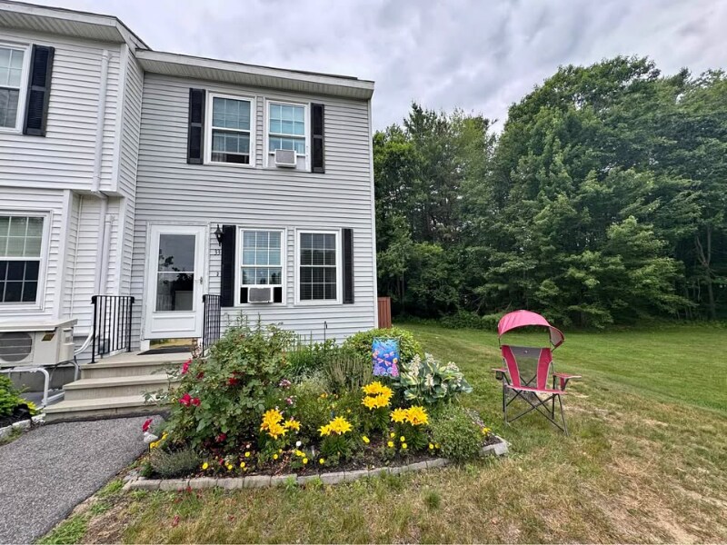 33 Baxter Woods Trail in Windham, ME - Building Photo