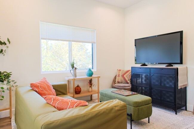 NEW CONSTRUCTION 1 BED + 1 BATH APARTMENTS IN HIGHLAND PARK! in Los Angeles, CA - Building Photo - Building Photo