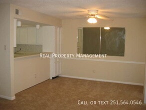 6701 Dickens Ferry Rd in Mobile, AL - Building Photo - Building Photo