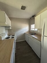 811 Applewood Ln in Fayetteville, NC - Building Photo - Building Photo