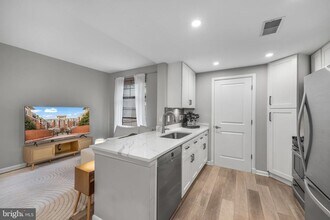 1021 N Garfield St in Arlington, VA - Building Photo - Building Photo