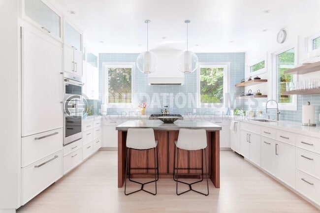 134 Yale Ave in Mill Valley, CA - Building Photo - Building Photo