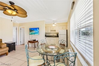 190 N Collier Blvd in Marco Island, FL - Building Photo - Building Photo