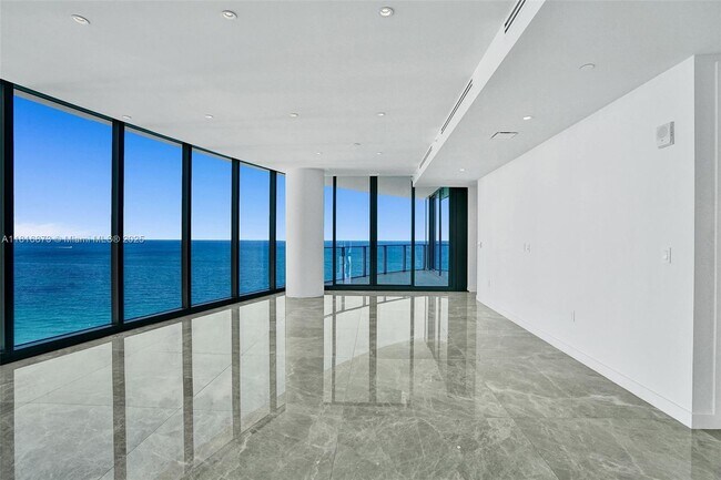 15701 Collins Ave, Unit 1901 in North Miami Beach, FL - Building Photo - Building Photo