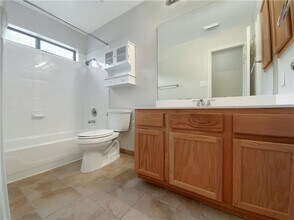 5916 Lomita Verde Cir in Austin, TX - Building Photo - Building Photo