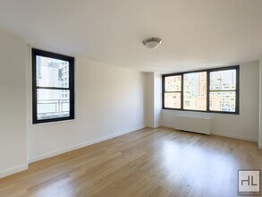 EAST 49 STREET, Unit 10J in New York, NY - Building Photo - Building Photo