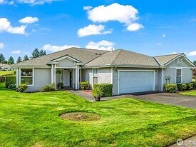 7104 88th Avenue Ct SW, Unit Chambers Gardens Condo in Lakewood, WA - Building Photo