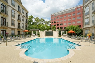 Deerwood Apartments in Houston, TX - Building Photo - Building Photo