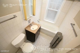 4910 N Hoyne Ave-Unit -Unit 3 in Chicago, IL - Building Photo - Building Photo