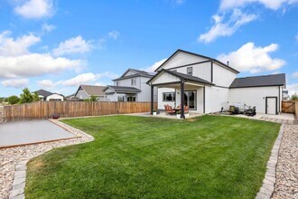 1495 S Plumeria Dr in Milliken, CO - Building Photo - Building Photo