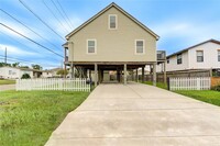 2220 59th St in Galveston, TX - Foto de edificio - Building Photo