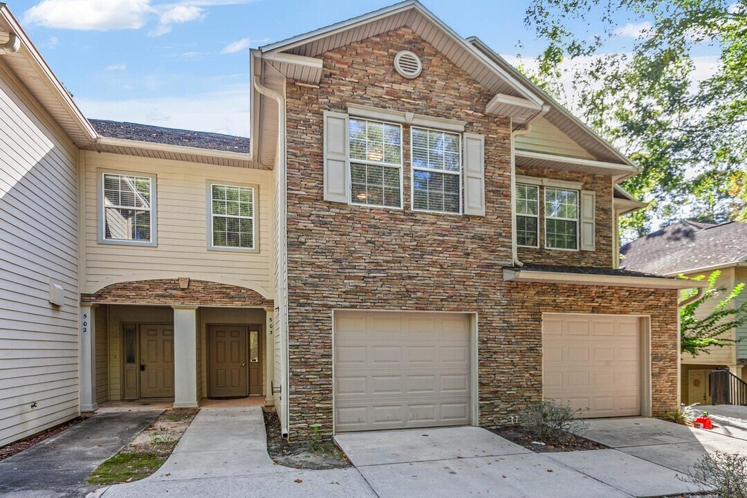 1325 Stone Rd in Tallahassee, FL - Building Photo