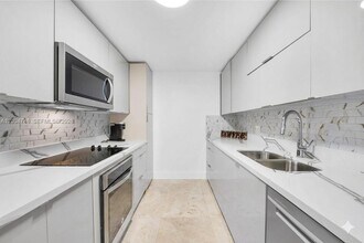 500 NE 29th St, Unit 604 in Miami, FL - Building Photo - Building Photo