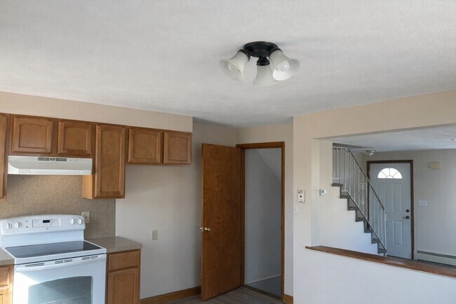 116 Tileston St in Everett, MA - Building Photo - Building Photo