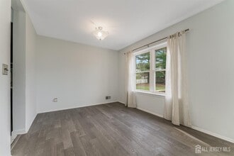 1 Jason St in Dayton, NJ - Building Photo - Building Photo