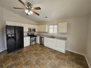 432 Adirondack Pl SE in Albuquerque, NM - Building Photo - Building Photo