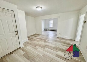 94 Malletts Bay Ave in Winooski, VT - Building Photo