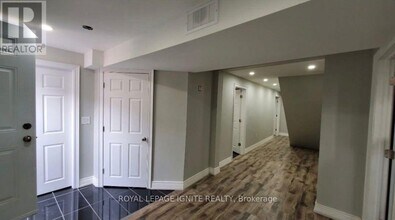 64 Millcar Dr in Toronto, ON - Building Photo - Building Photo